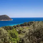 Aphrodite Holiday home *
