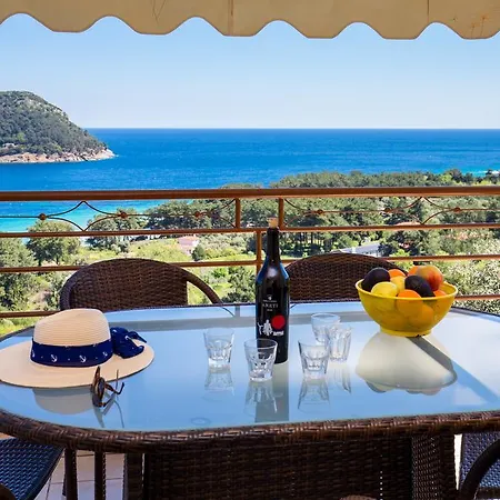 Aphrodite コイニラ