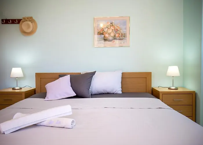 Aphrodite Tatil Evi Koinira